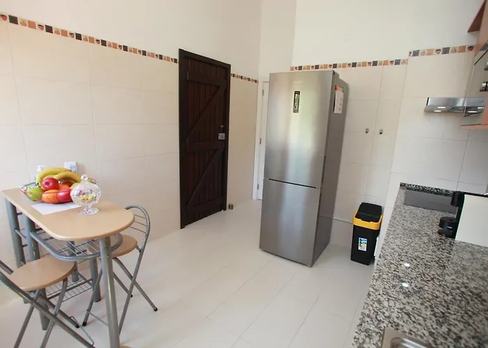 A Palmeira Apartment *
